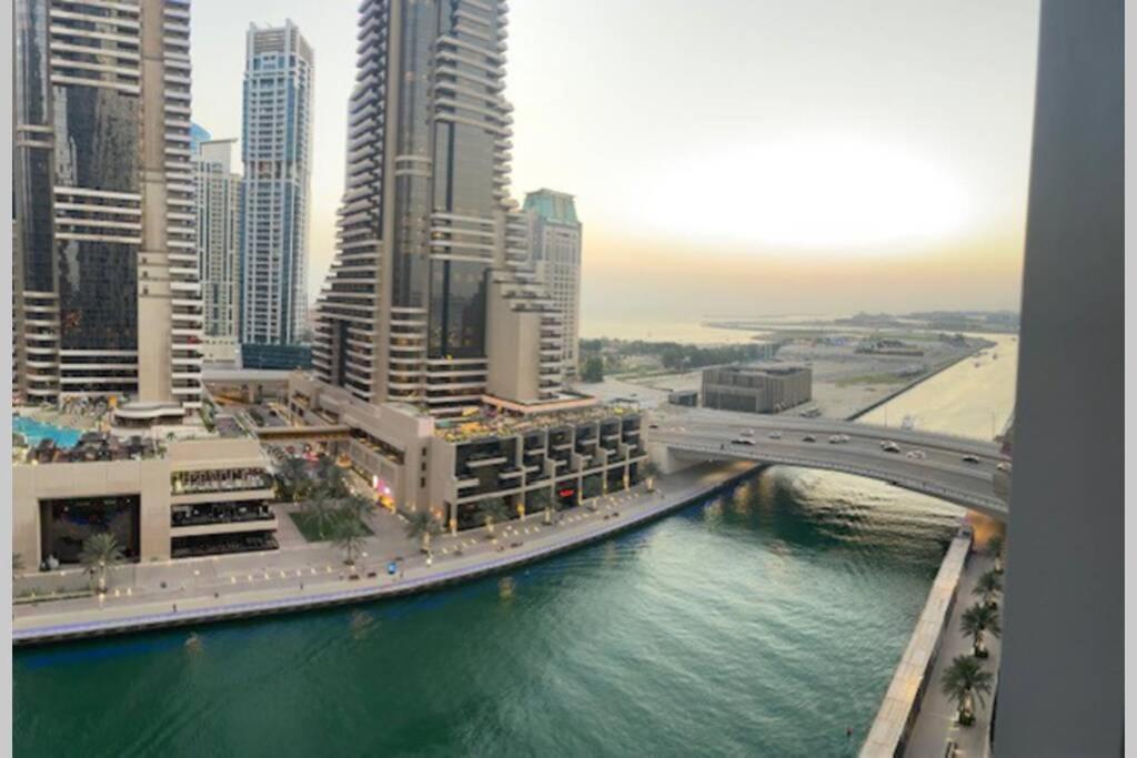Cayan Tower Luxury Apartment With Sea View Dubái Exterior foto