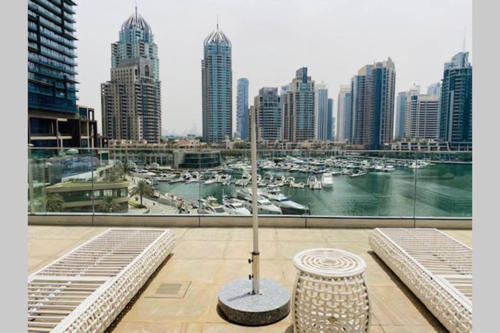 Cayan Tower Luxury Apartment With Sea View Dubái Exterior foto